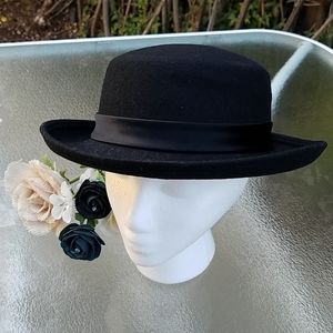Black wool felt hat